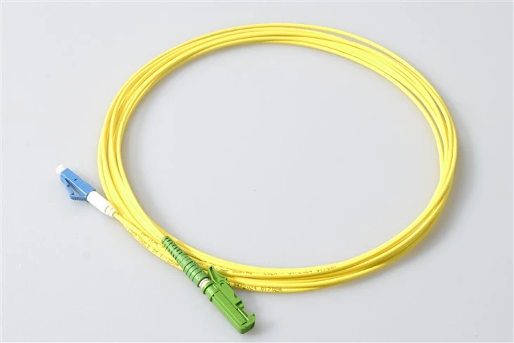 Оптичен кабел Lc към E2000